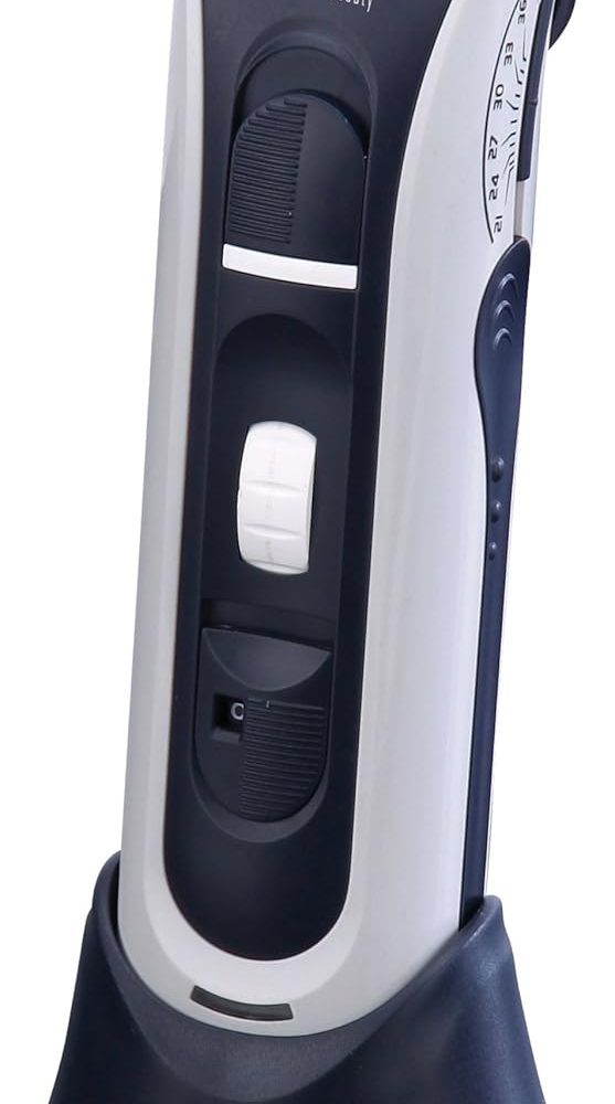 Máquina de afeitar a batería con 3 cabezales diferentes Jata MP373N